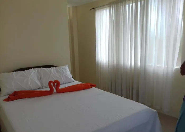 Bed & Breakfast R & D Island Santa Fe (Cebu)